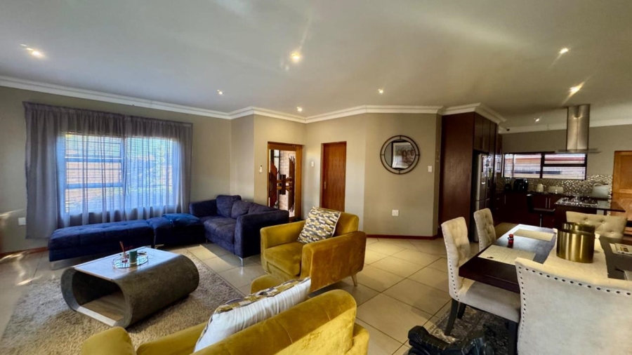 3 Bedroom Property for Sale in Hillcrest Northern Cape